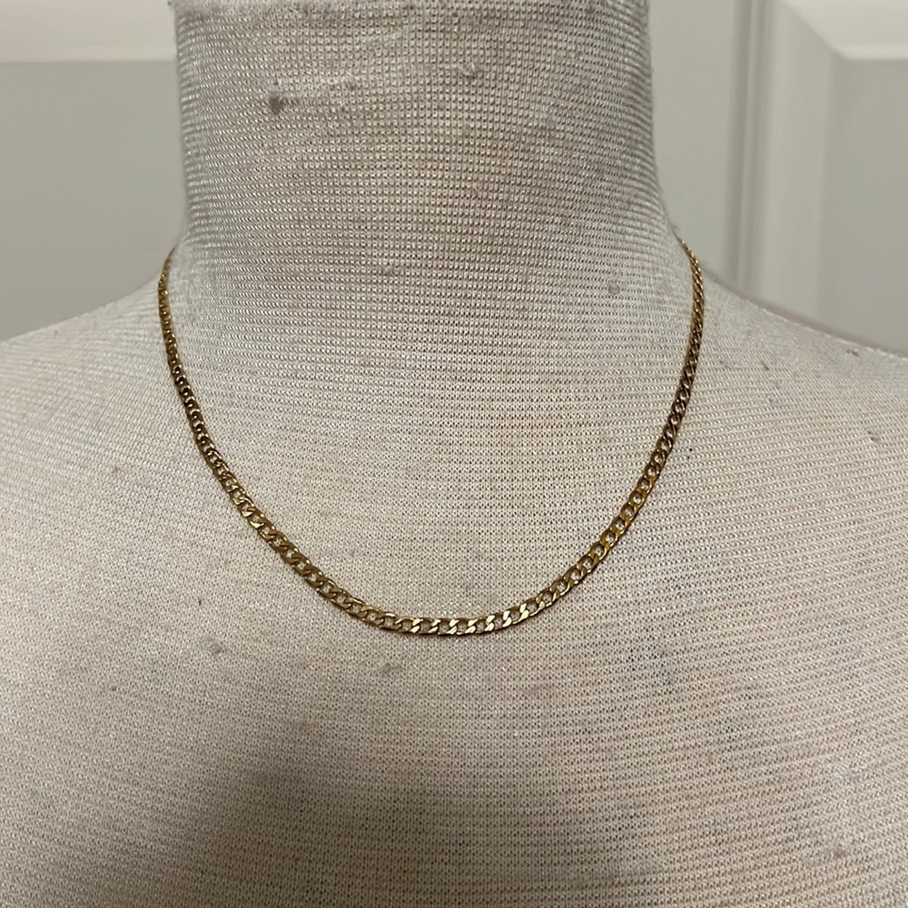 Flat curb chain necklace